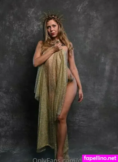 Gerda Modell OnlyFans Thumbnail #hlp2Y4ZqF8