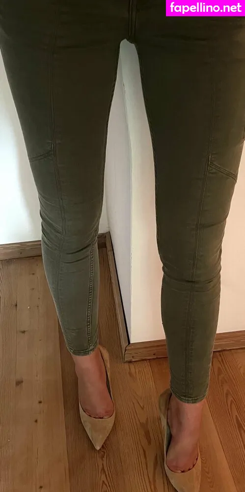 arie_b289, german_mum_1989_vip Nude Leaked OnlyFans Photo #J8jzyrSn4R