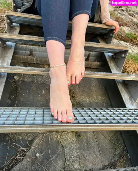 German Nurse Feet OnlyFans Thumbnail #Nqz8vl9B7c