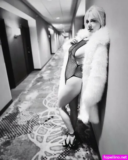 Getaway Fox OnlyFans Thumbnail #WXUQLuJwL8