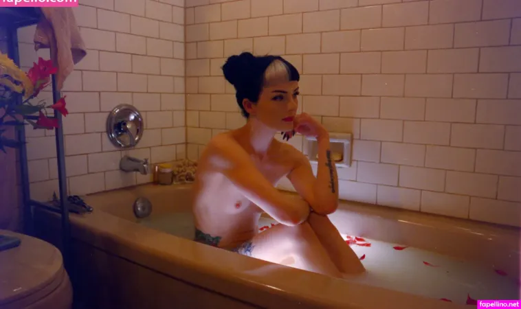 Gethleys Glour OnlyFans Thumbnail #oOK8M9Ov45