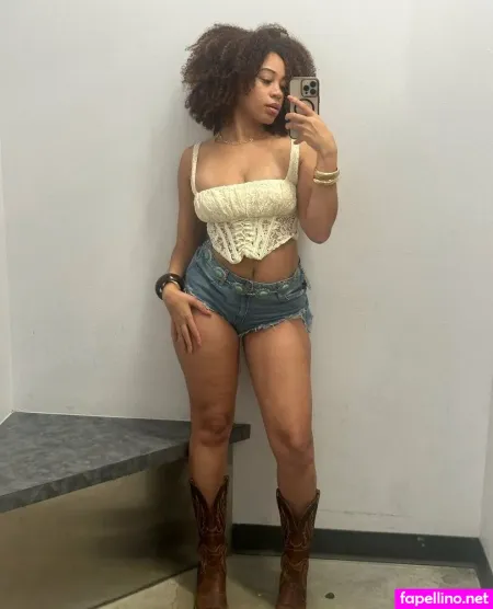 Getthickywithessi OnlyFans Thumbnail #hxh7JE3jOJ