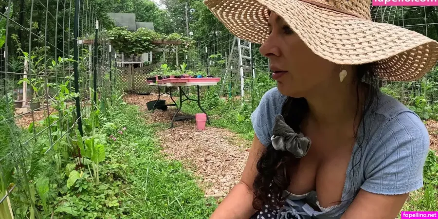 Getting Grounded With Jenna OnlyFans Thumbnail #6pdh5wBFTU