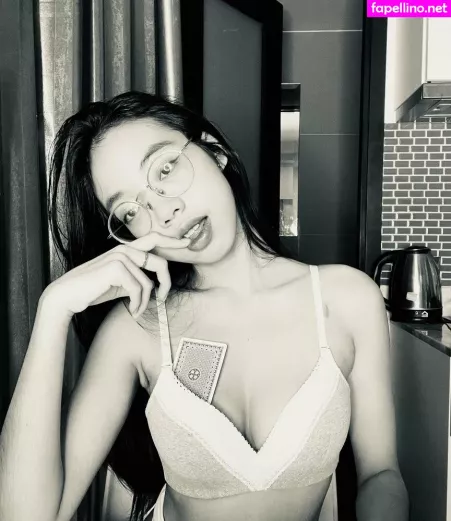 Ggoldenbee OnlyFans Thumbnail #7EUk18GlDJ