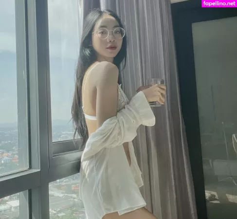 Ggoldenbee OnlyFans Thumbnail #AGjFUosT1r