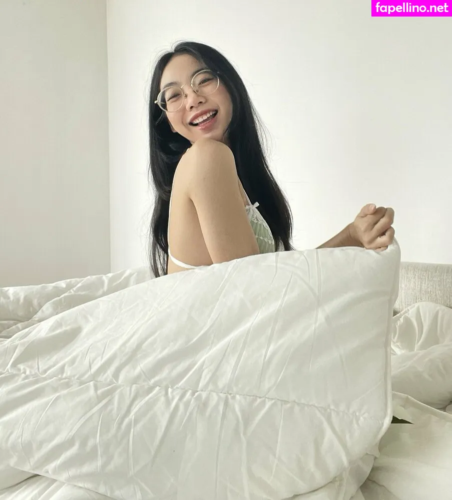 Dayone_ps, ggoldenbee, goldenbeelive Nude Leaked OnlyFans Photo #a0d9XhSEBH