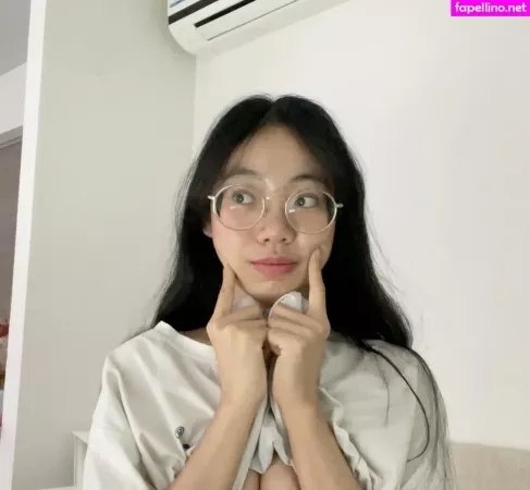Ggoldenbee OnlyFans Thumbnail #pP6oqeuAYL