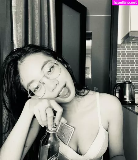 Ggoldenbee OnlyFans Thumbnail #w7LvWqQYO5