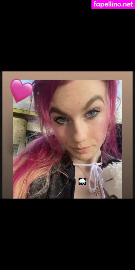 Ghostgirlholliestar OnlyFans Thumbnail #8TlFK9ezh8