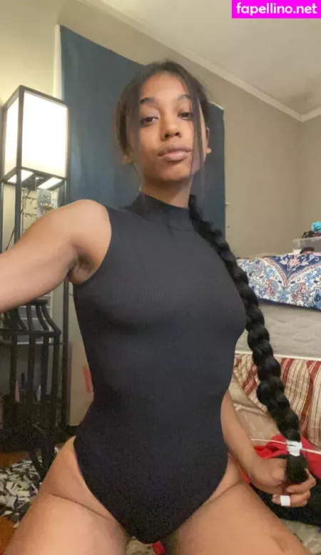 Gia Vargas OnlyFans Thumbnail #P88OHpS8lg