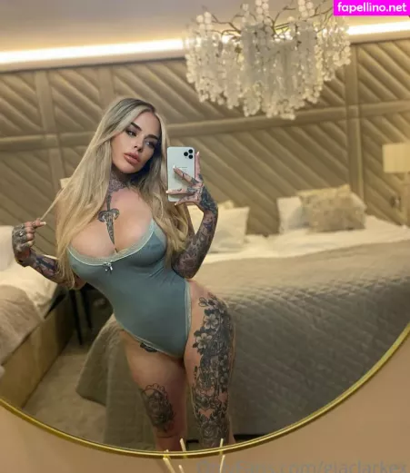 Giaclarkex OnlyFans Thumbnail #2B0xliqUes