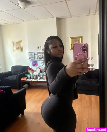 Gianahmuse OnlyFans Thumbnail #QMXbCCjuUE