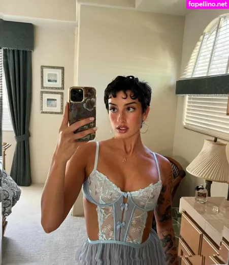 Gianna Evelyn OnlyFans Thumbnail #FmtQDUSNRt