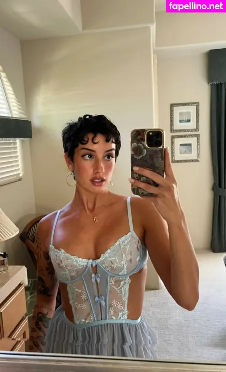 Gianna Evelyn OnlyFans Thumbnail #rq485GYpBu