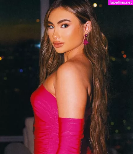 Gianna Luke OnlyFans Thumbnail #W7LPjrqLMI