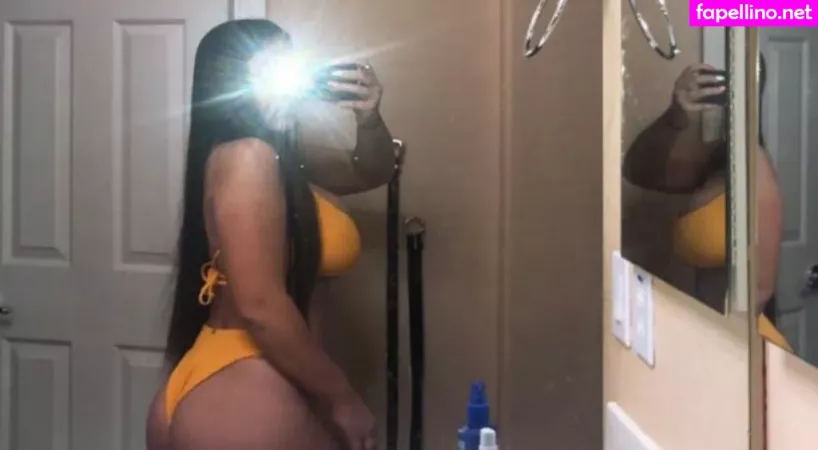 Gianna Malave OnlyFans Thumbnail #x3PLdaar5H
