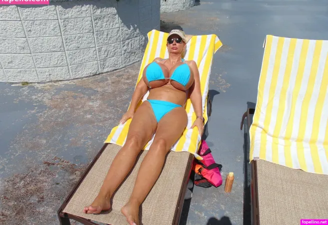 Gianna Woods 1 OnlyFans Thumbnail #ZPwaaFk8RB