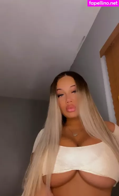 Giannamalave OnlyFans Thumbnail #HI4bUbhSVR