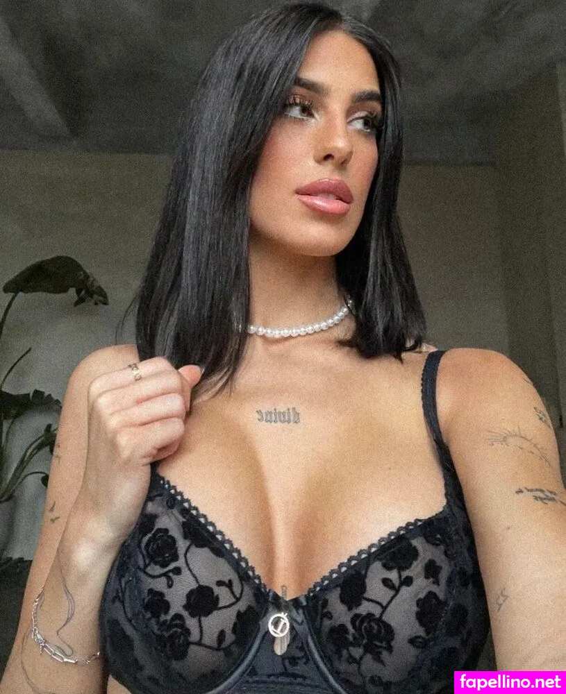 gianninaprl, issy_yy Nude Leaked OnlyFans Photo #OwA5F4oAcB