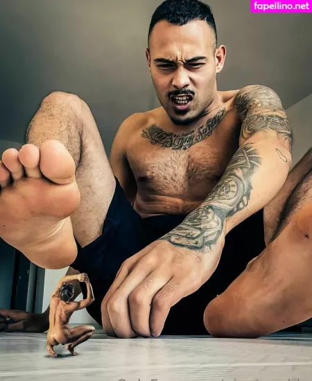Giant Pablo OnlyFans Thumbnail #QNvWVqIqqI