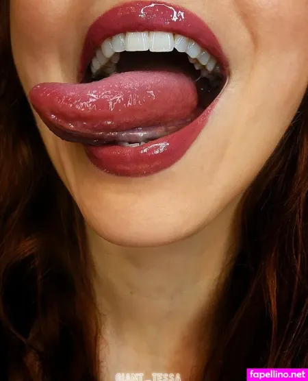 Giant Tessa OnlyFans Thumbnail #09VziiaU1C