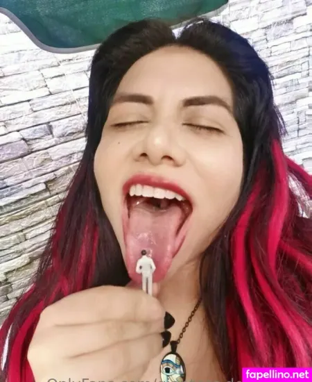 Giantess Deborafree OnlyFans Thumbnail #nG4LipoyDk