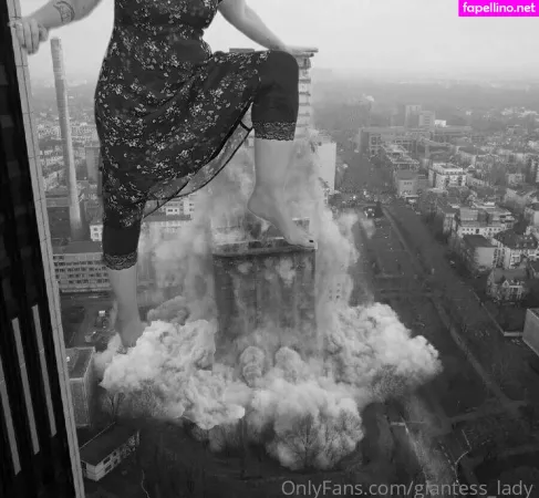 Giantess Lady OnlyFans Thumbnail #eE256prN8e