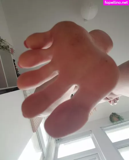 Giantessgingerofficial OnlyFans Thumbnail #4dLEJbP61l