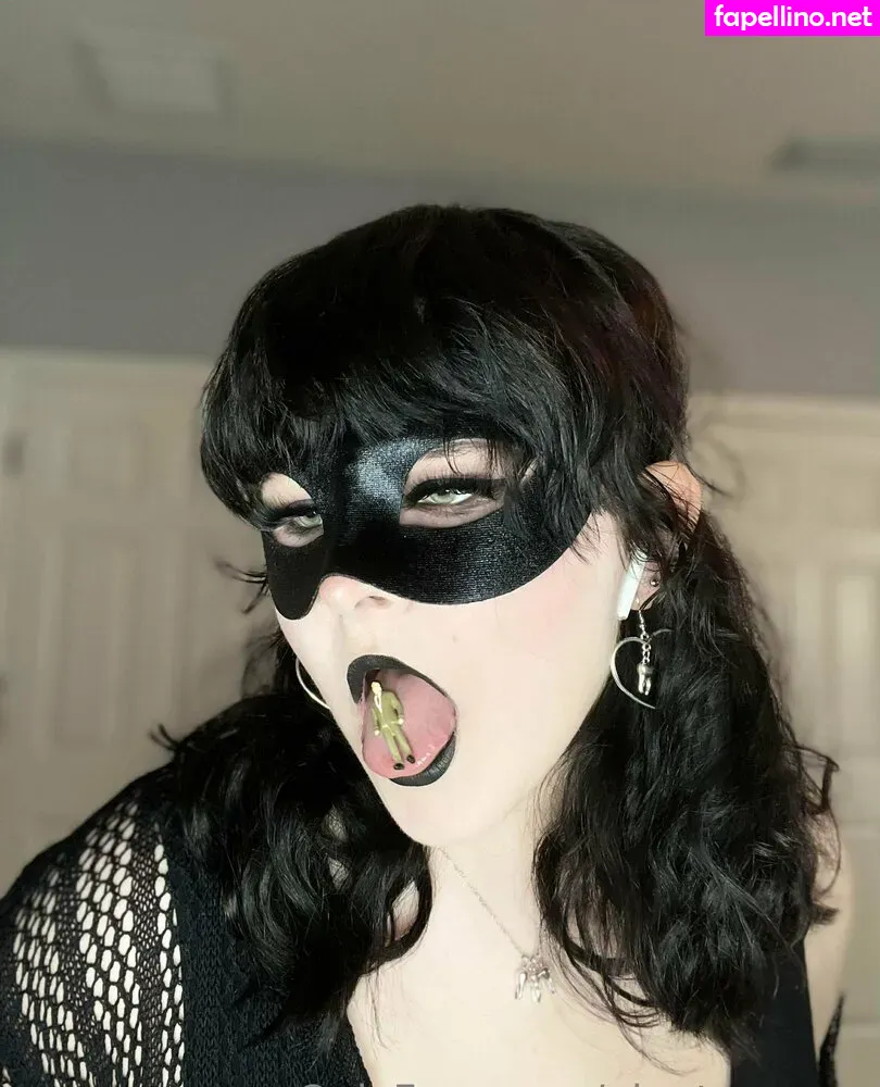 giantessgrey, grimlygrey Nude Leaked OnlyFans Photo #2B6kYjfDNT