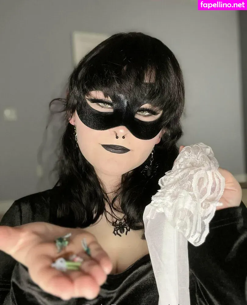 giantessgrey, grimlygrey Nude Leaked OnlyFans Photo #4ZQVk7XZvc