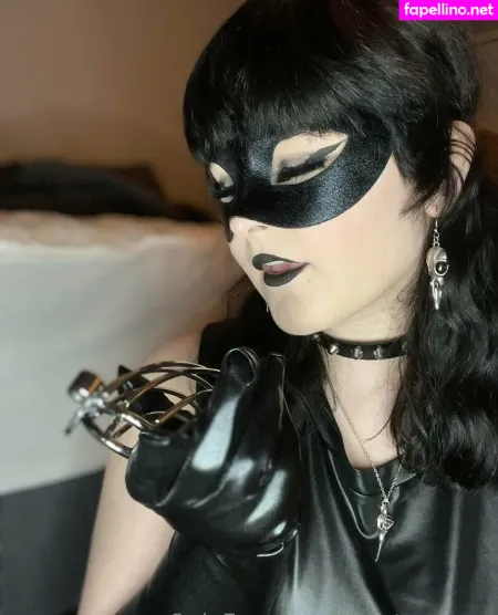 Giantessgrey OnlyFans Thumbnail #AfX0TFxnQb