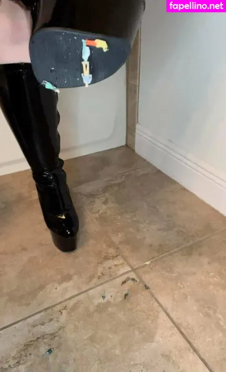 Giantessgrey OnlyFans Thumbnail #NR8uMWwmQs