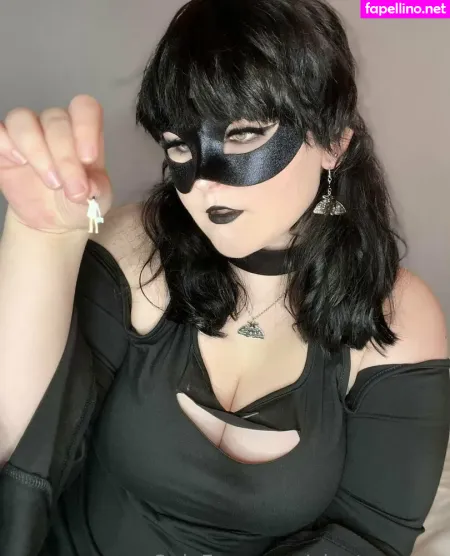 Giantessgrey OnlyFans Thumbnail #U1o7B99WjJ