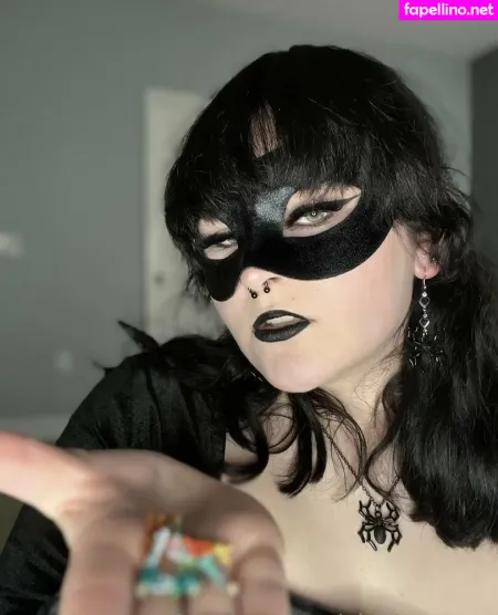 Giantessgrey OnlyFans Thumbnail #VIFmOZTlDB