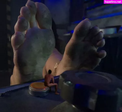 Giantessroma OnlyFans Thumbnail #5s86855yrX