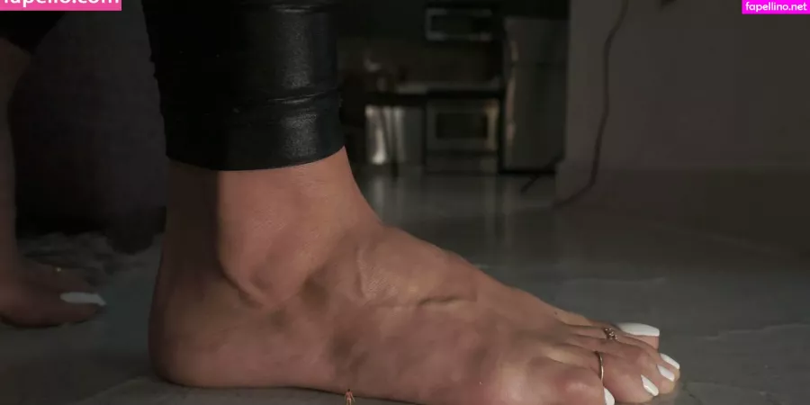 Giantessroma OnlyFans Thumbnail #JawdXRRydg