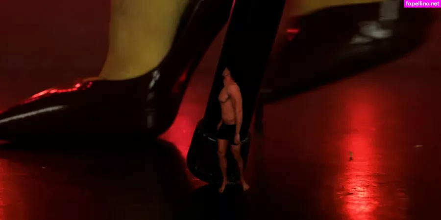 Giantessroma OnlyFans Thumbnail #OCqLGQFeGa