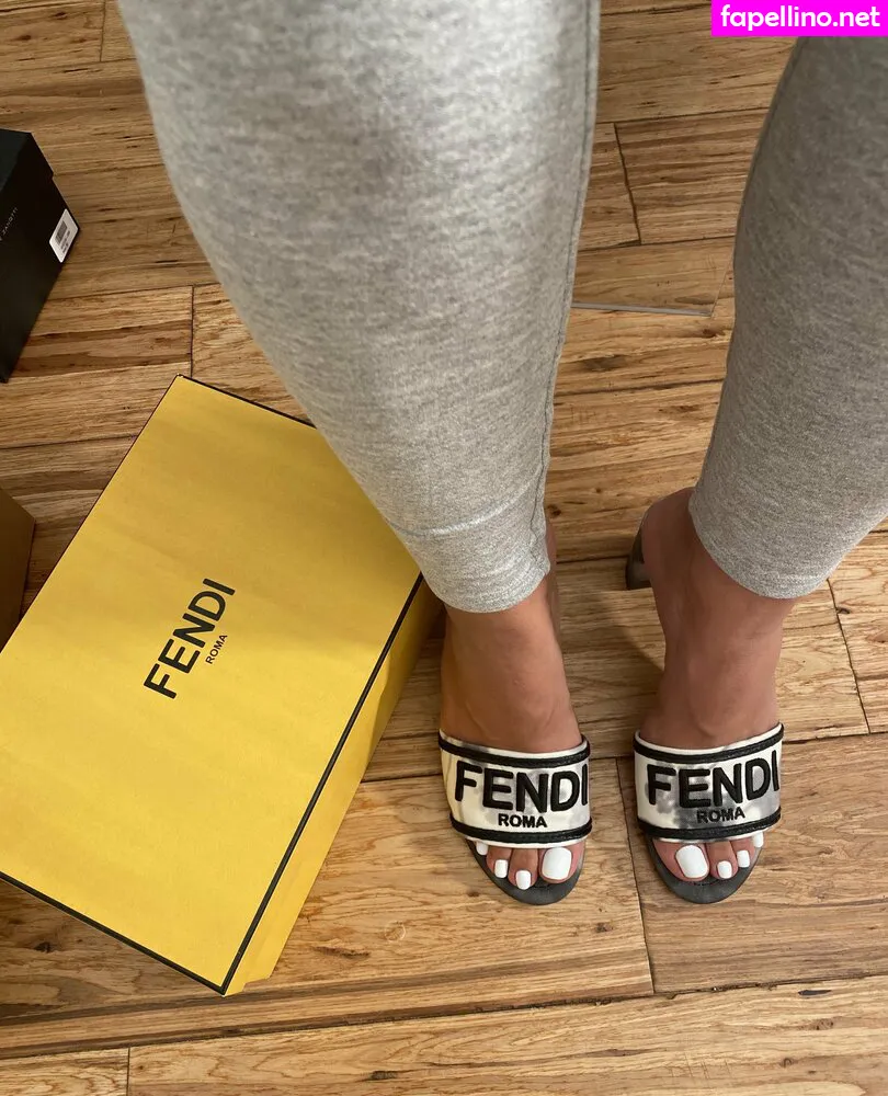 giantessroma, tinyjon1 Nude Leaked OnlyFans Photo #wRhmr4rJmr