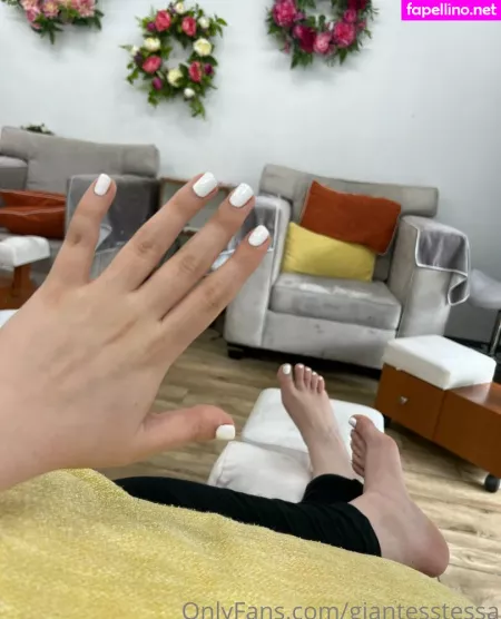 Giantesstessa OnlyFans Thumbnail #4Z31h1L2Ek