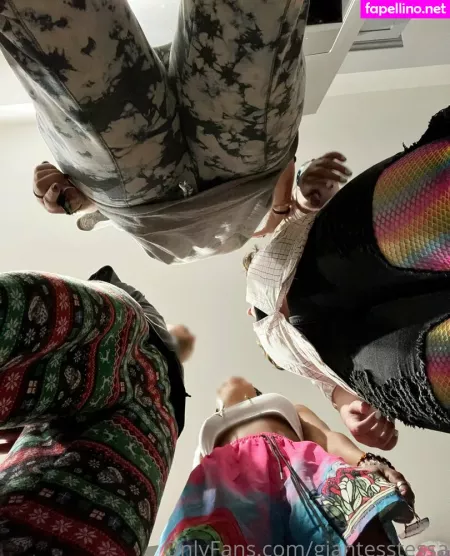 Giantesstessa OnlyFans Thumbnail #haNUMyZomd