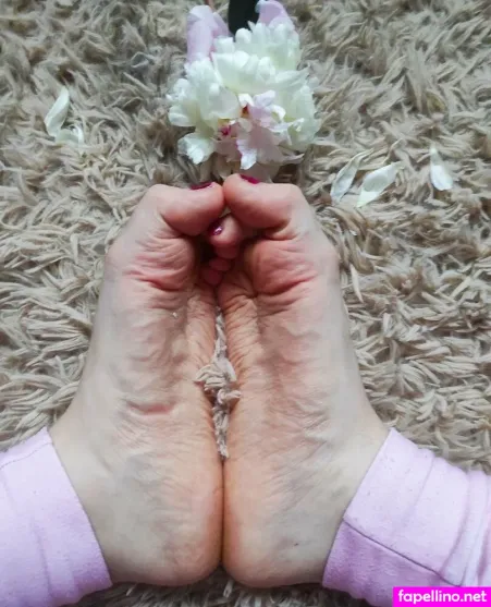 Giantstepgoddess OnlyFans Thumbnail #FVptUPU5Vl