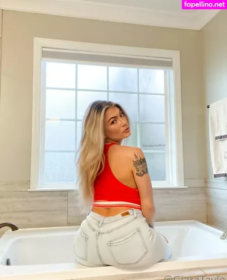 Giaratayle OnlyFans Thumbnail #41PoDBoNKD