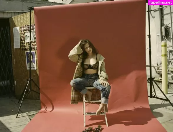 Gideon Adlon OnlyFans Thumbnail #luGiE4lq70