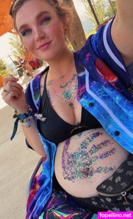 Gigglebox333 OnlyFans Thumbnail #U9ndLqIb4D