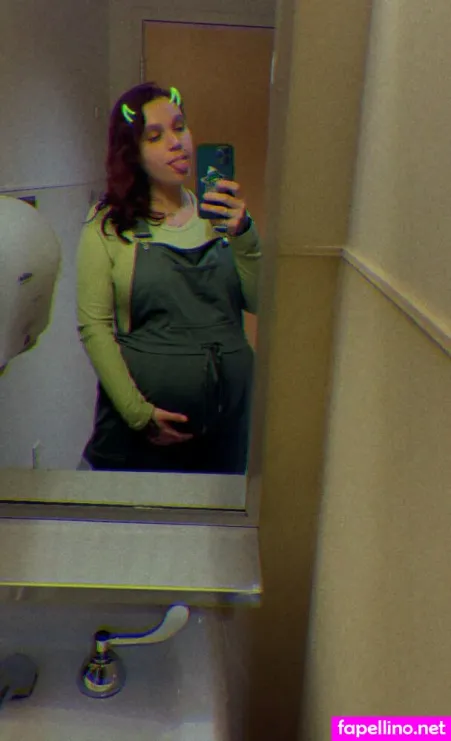 Gigglebox333 OnlyFans Thumbnail #WUzw5b0RIZ