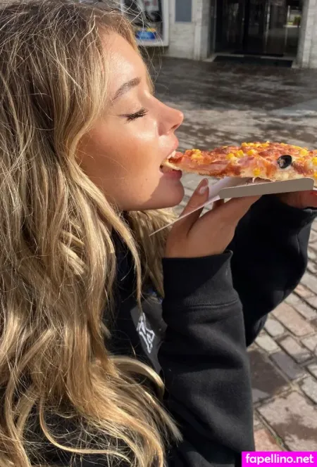 Gigi North OnlyFans Thumbnail #MplnniHlVd