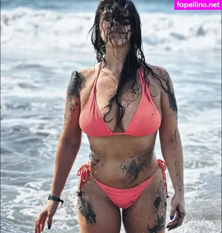Gigi Saul Guerrero OnlyFans Thumbnail #6C4OiLt5Im