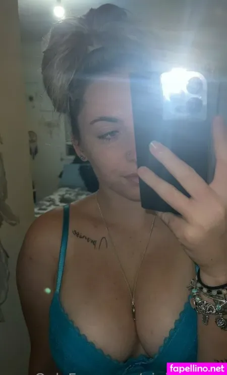 Gigi271102 OnlyFans Thumbnail #9yM0TmblQh