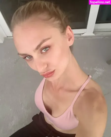 Gigixgossiptalk OnlyFans Thumbnail #1cT4TbN9gZ