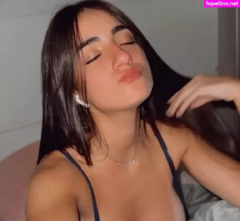 Giholiveiira OnlyFans Thumbnail #JTvvKyK6Cf